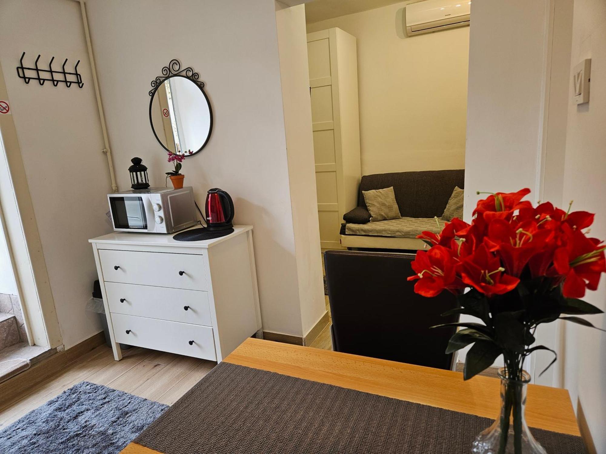 Apartment Maja - Strict Center Of ซาเกร็บ ภายนอก รูปภาพ