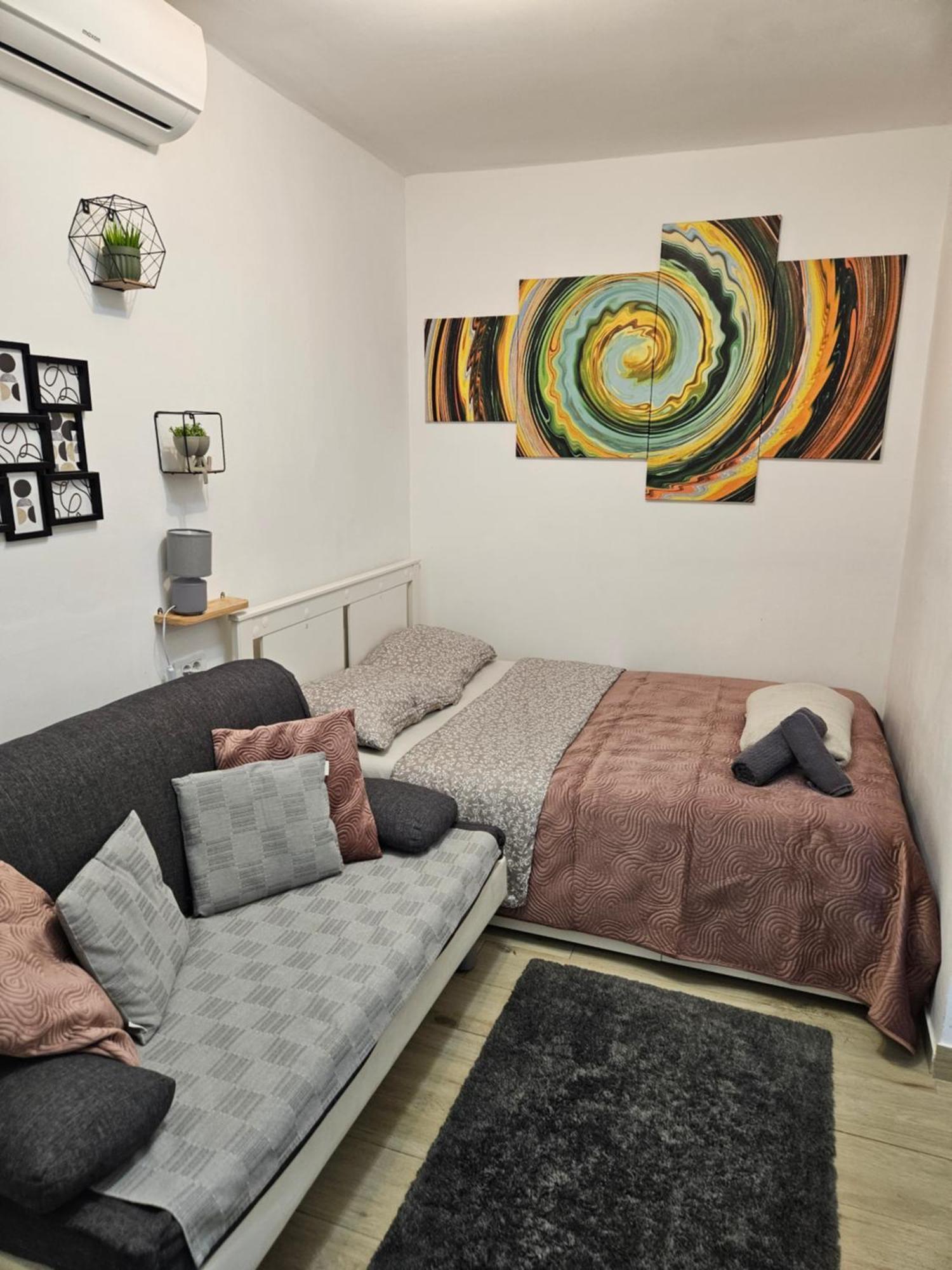 Apartment Maja - Strict Center Of ซาเกร็บ ภายนอก รูปภาพ