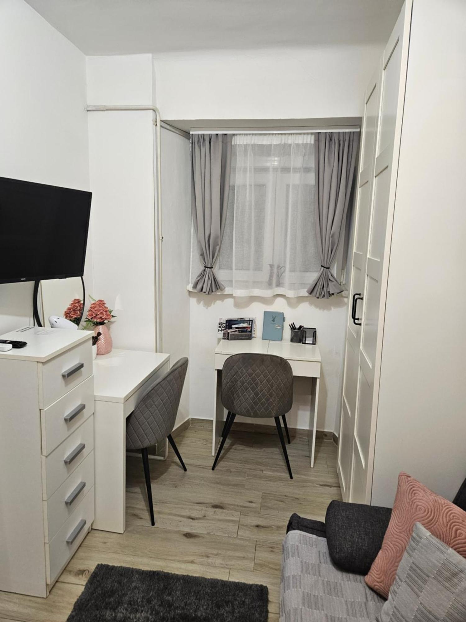 Apartment Maja - Strict Center Of ซาเกร็บ ภายนอก รูปภาพ